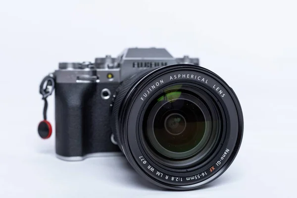 Gros Plan Une Caméra Miroir Xt4 Film Fuji Isolée Sur — Photo