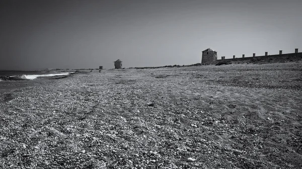Сірий Знімок Скелястого Берега — стокове фото