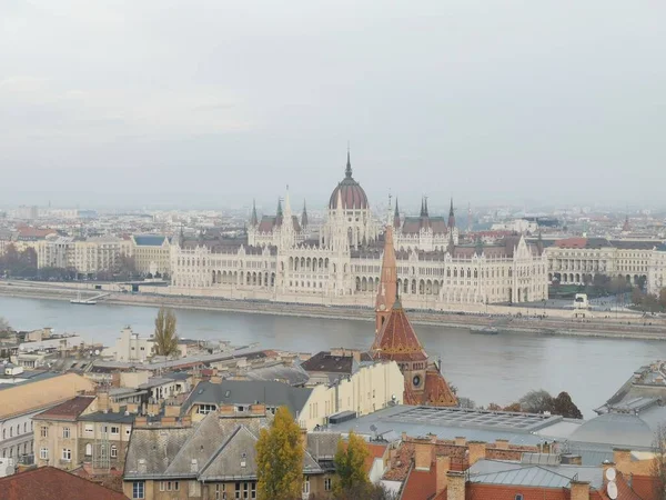 Letecký Snímek Krásných Budov Budapešti Dunaje Zimě — Stock fotografie