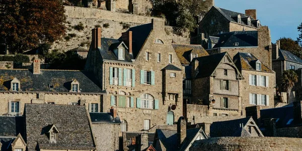 Hermosa Arquitectura Las Casas Mont Saint Michel Normandía Francia —  Fotos de Stock