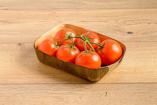 Färska Mogna Tomaterna Träbordet — Stockfoto