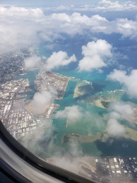 Красивый Снимок Окна Самолета Оаху Гавайях — стоковое фото