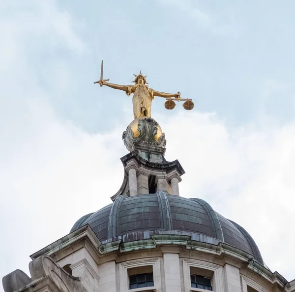 Justice Pomeroy Statue Auf Dem Zentralen Strafgerichtshof Old Bailey London — Stockfoto