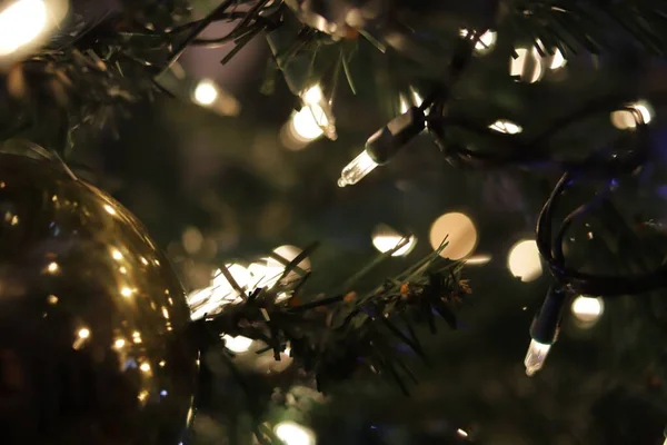 Noel Ağacı Işıkları Sarı Tatil — Stok fotoğraf
