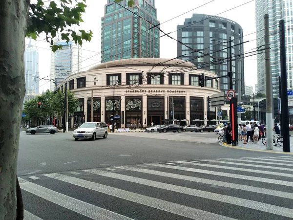 Eine Außenfassade Des Starbucks Roastery Der West Nanjing Bezirk Huangpu — Stockfoto