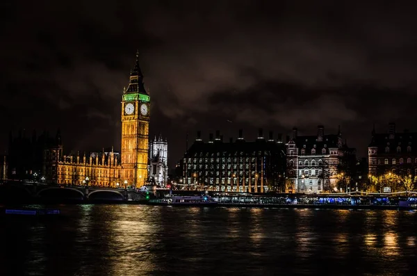 Uma Cena Big Ben Margem Tamisa Londres Noite — Fotografia de Stock