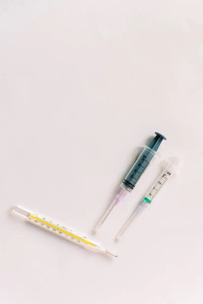 Thermometer Syringe Concept Autumn Common Cold Covid Flu — Stock Photo, Image