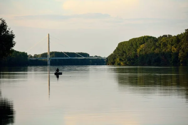 Una Splendida Vista Pescatore Fiume Danubio Con Una Splendida Vista — Foto Stock