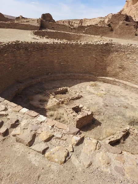 Μια Κάθετη Λήψη Από Ερείπια Του Αρχαίου Φαραγγιού Chaco Μια — Φωτογραφία Αρχείου