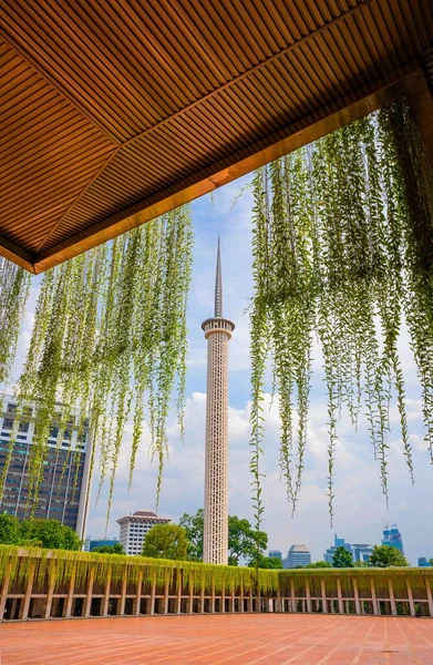 Vertical Shot Beautiful Tower Jakarta Indonesia — Stock Photo, Image