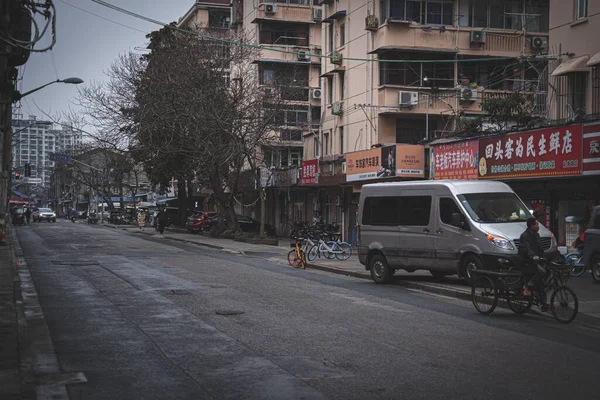 Bikes Cars Shops Huang District Shanghai China — Stock Photo, Image