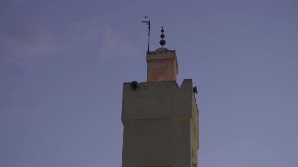 Una Vista Bajo Ángulo Minarete Marruecos — Vídeo de stock