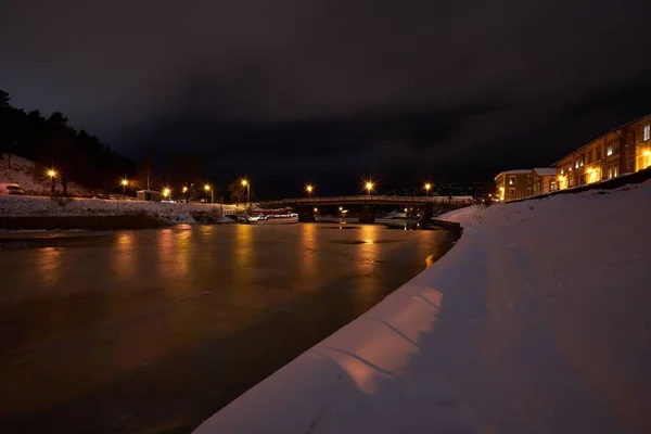 Прекрасный Снимок Реки Порвоо Ночью Финляндии — стоковое фото