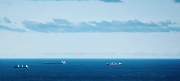Otford Gözcüsü Nden Ufukta Güzel Mavi Bir Gemi Manzarası Var — Stok fotoğraf