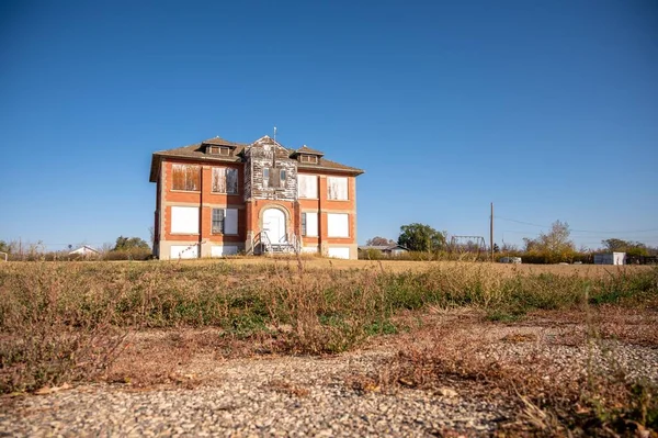 Old Abandoned Brick School House Ghost Town Alsask Alberta — Stock Photo, Image