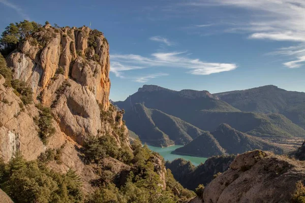 Rio Cercado Por Montanhas Llosa Del Cavall Pântano Catalunha — Fotografia de Stock