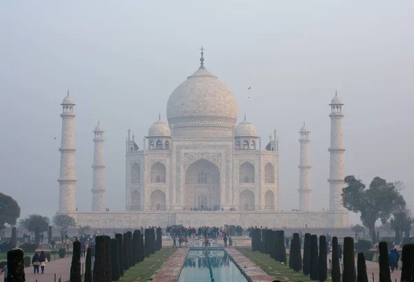 Uma Foto Cênica Taj Mahal Dia Nebuloso Agra Uttar Pradesh — Fotografia de Stock