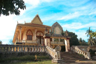 Kamboçya Wat ya da Koh Sdach Adası, Kamboçya 'daki Budist Tapınağı.