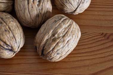 taze ceviz ahşap tablo