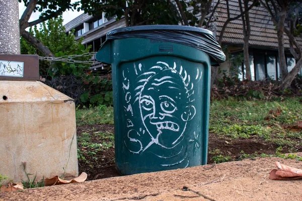 Cara Homem Desenhada Caixote Lixo Nômades — Fotografia de Stock