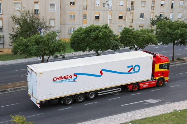 Camião Chimba Transportes Conduzir Nas Ruas Lisboa Portugal — Fotografia de Stock