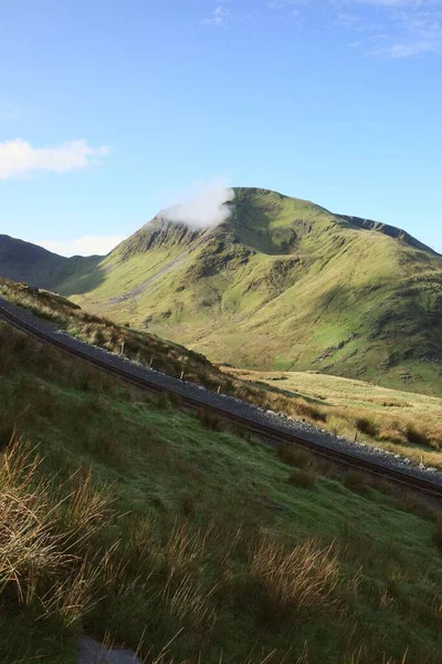 Plan Vertical Sentier Llanberis Suivant Chemin Fer Jusqu Sommet Snowdonia — Photo