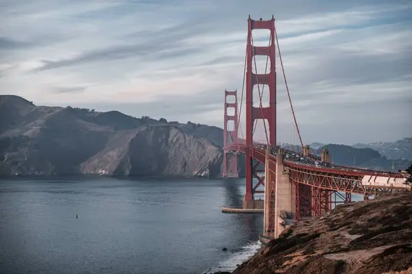 Прекрасна Сцена Міст Золоті Ворота Сполучає Затоку Сан Франциско Тихий — стокове фото
