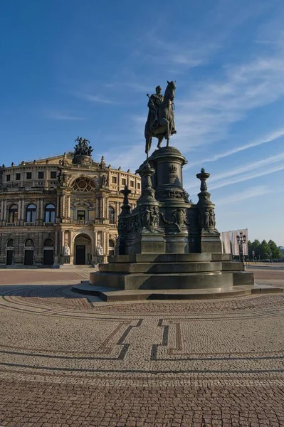 Semper Opera Och Monument Till Kung John Saxony Dresden Tyskland — Stockfoto