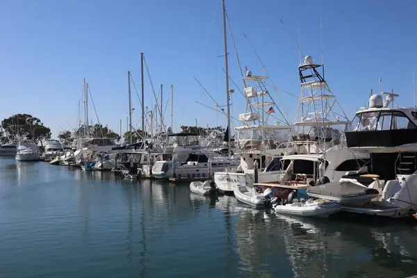 Вид Ряда Лодок Яхт Dana Point Harbor Калифорния — стоковое фото