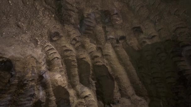 モロッコのケープスパルテルにあるヘラクレス考古学洞窟複合体の洞窟 — ストック動画
