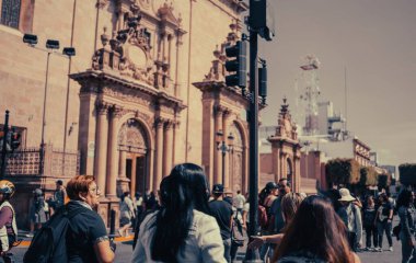 Meksika 'nın büyülü Leon kasabasında sokaklar ve olaylar