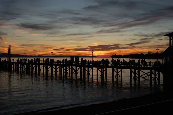 Una Hermosa Vista Una Puesta Sol Sobre Muelle —  Fotos de Stock