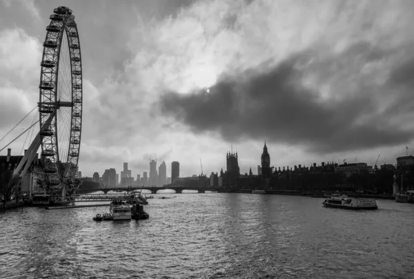 Grayscale London Eye Famous Landmarks River Thames Daytime London — Stock Photo, Image