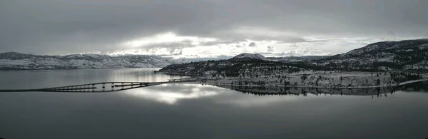 Panoramatický Záběr Jezera Zimě — Stock fotografie