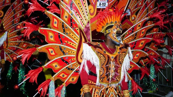 Homem Com Traje Tradicional Durante Desfile Junkanoo Nas Bahamas — Fotografia de Stock