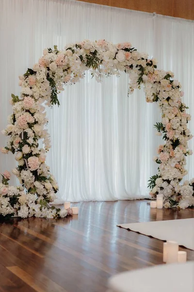 Arco Casamento Decorado Com Flores Quarto — Fotografia de Stock