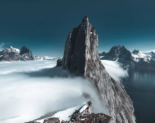 Der Faszinierende Winterblick Auf Den Berg Segla Auf Der Insel — Stockfoto