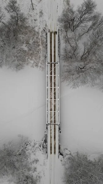 Pohled Ptačí Perspektivy Most Pokrytý Sněhem — Stock fotografie