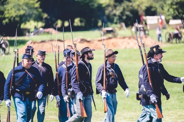 Shallow Focus View Soldiers Marching Civil War Reenactment Jackson Michigan — Stock Photo, Image