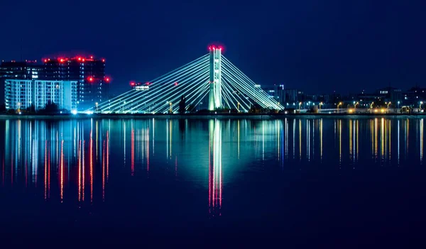 Uma Visão Noturna Ponte Iluminada Rio Han — Fotografia de Stock