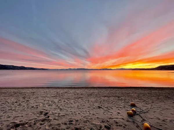 Прекрасний Вид Озеро Сонячний Літній День — стокове фото