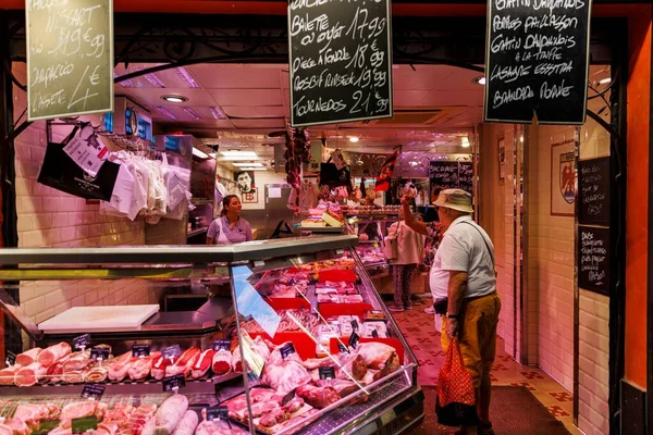 Una Sección Carne Fresca Supermercado Francia — Foto de Stock