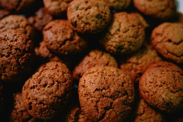 Close Uma Pilha Pequenos Biscoitos Brownie — Fotografia de Stock