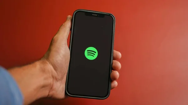 Spotify Aplicativo Música Smartphone Aplicativo Para Música Rádio Streaming Podcast — Fotografia de Stock