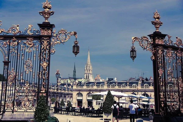 Utsikten Över Place Stanislas Med Basilikan Saint Epvre Nancy Bakgrunden — Stockfoto