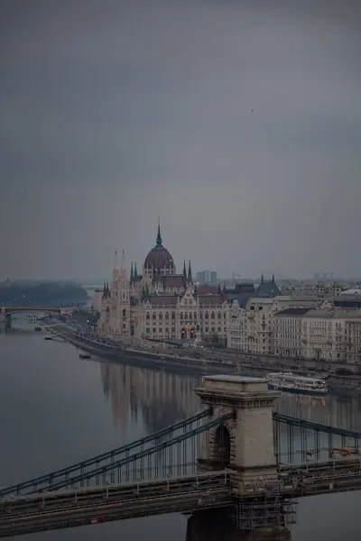 Beautiful Vertical View Hungarian Parliament Building — Stock Photo, Image