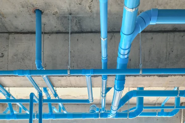 Low Angle Shot Industrial Blue Pipes Ceiling — Stock Photo, Image