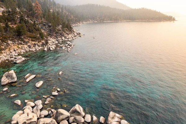Plan Aérien Côte Rocheuse Lac Tahoe Aux États Unis — Photo