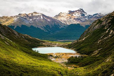 Laguna Esmeralda Ushuaia 'da, Tierra del Fuego Arjantin