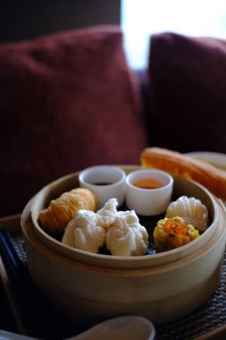 Bir kase üzerinde Çin Dim Sum 'u